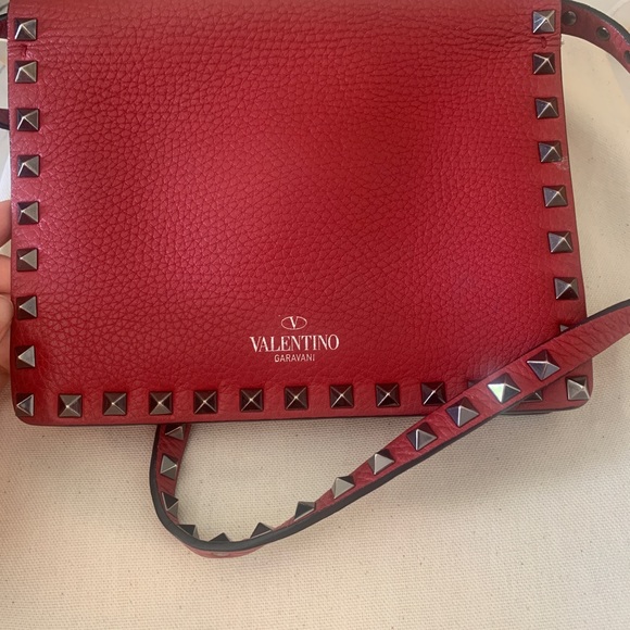 *AUTH* Valentino Rockstud Bag - Picture 2 of 8